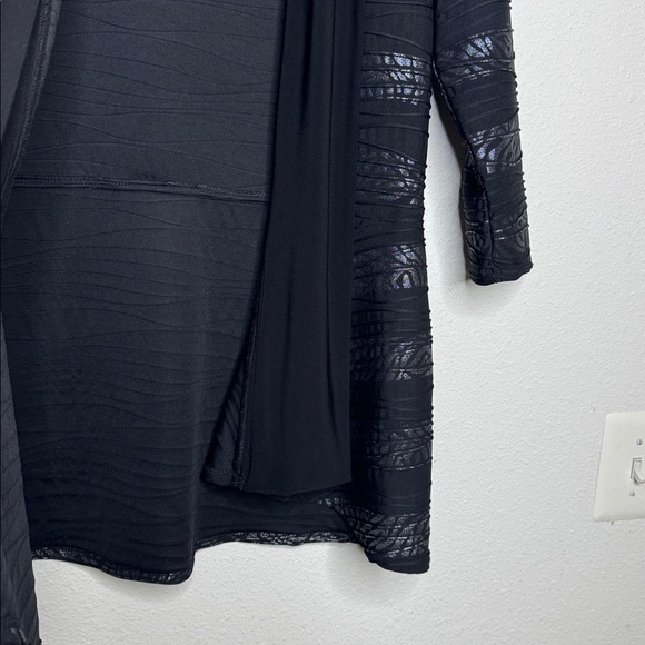 Frank Lyman Design Black Knit festive Cardigan size 12 - Picture 2 of 7